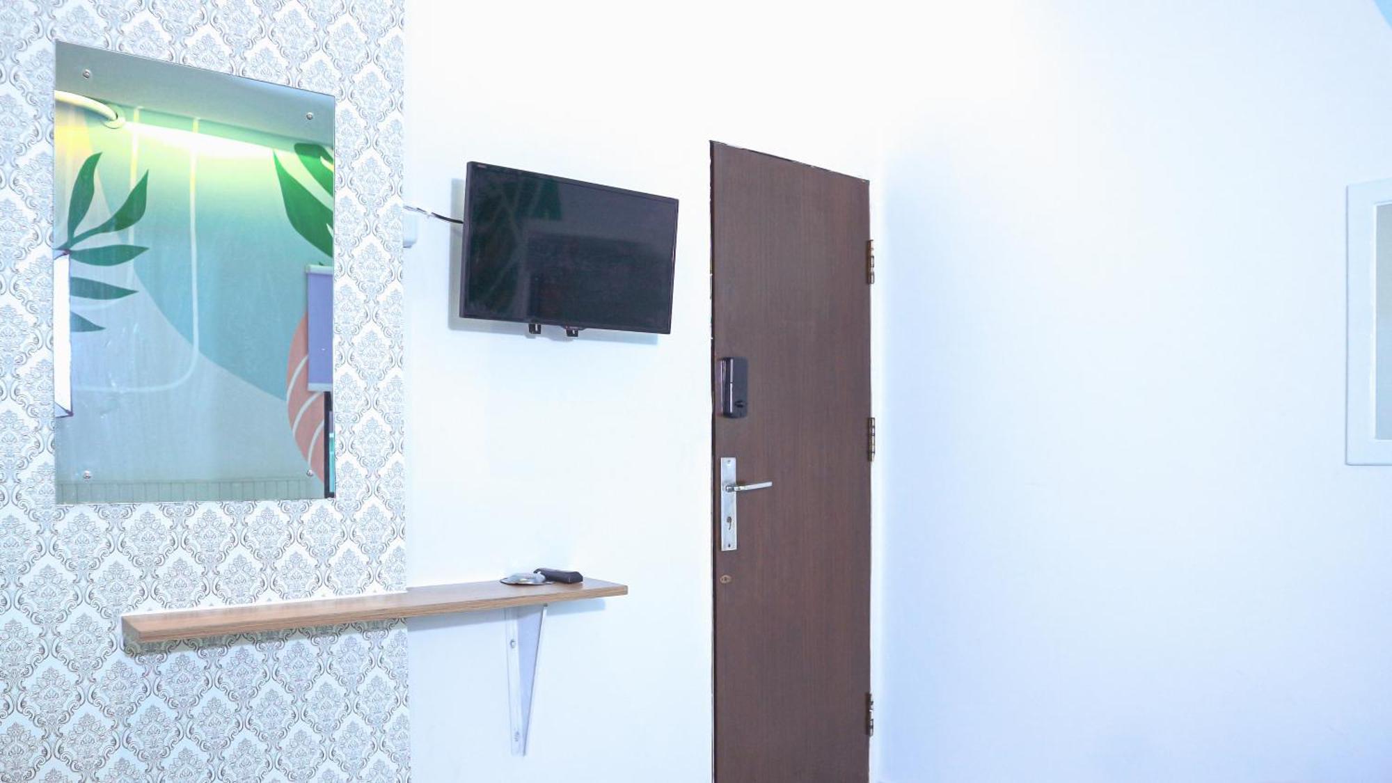 Collection O Tunas Plaza Residence Bekasi Exterior photo